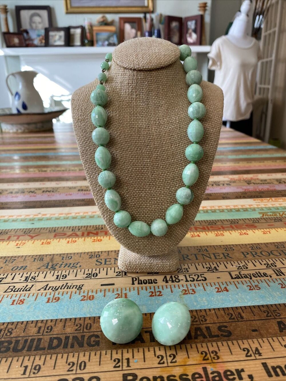 DALSHEIM Mint Green Silver‎ Fleck Beaded NECKLACE Clip On EARRINGS Set 2 VINTAGE